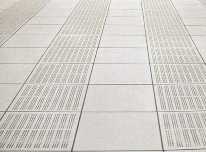 活動(dòng)防靜電架空地板
