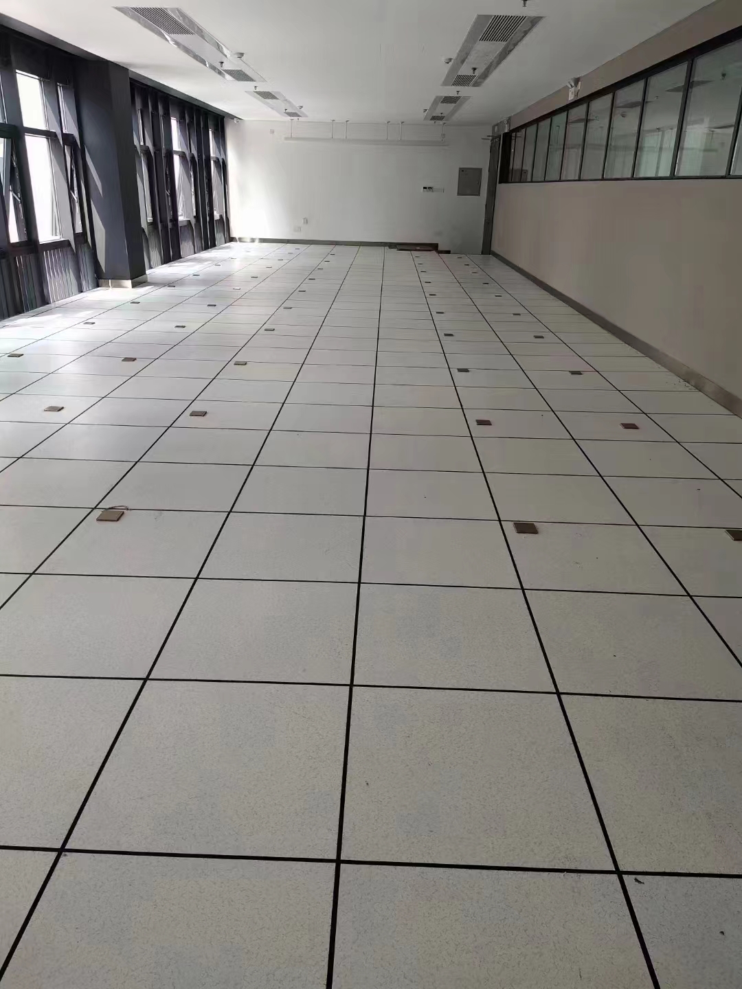 防靜電地板